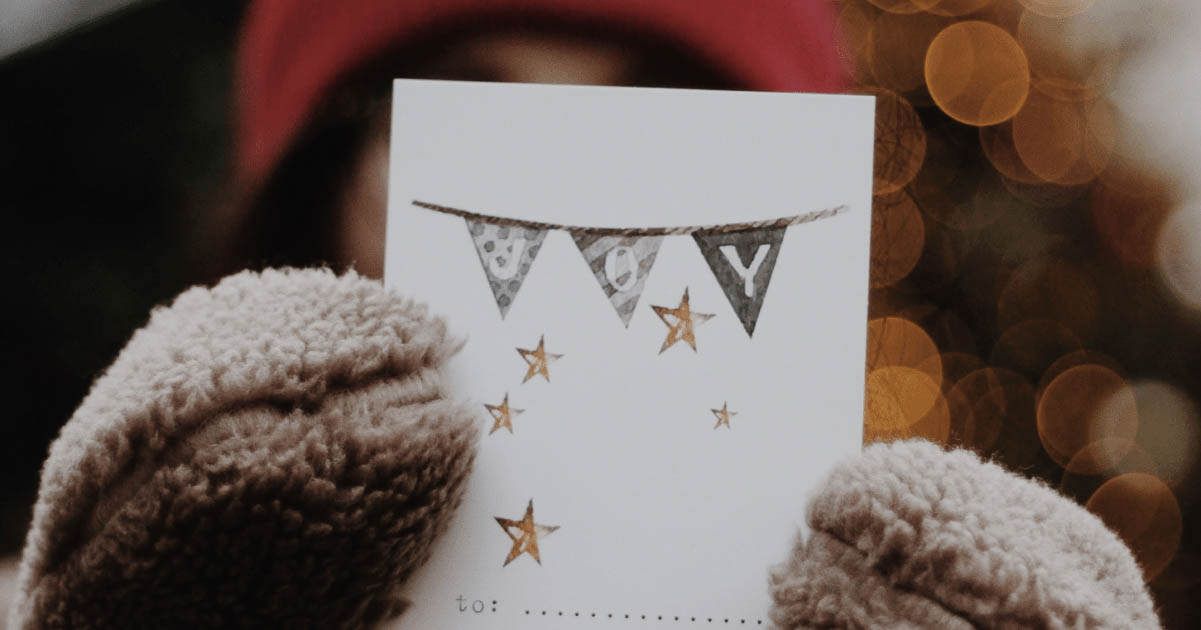 5 Tips on How to Write the Perfect Christmas Card