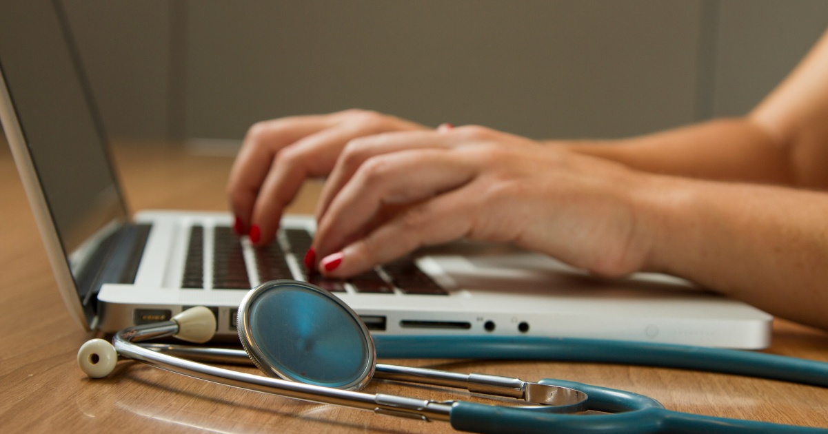 How to Become a Medical Content Writer