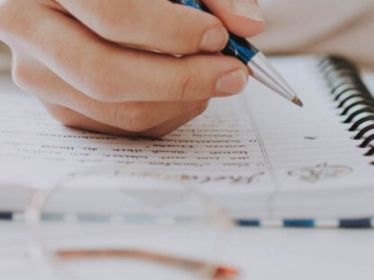 Editor-Tips_-Dos-and-Don_ts-for-Proofreading-Academic-Writing.jpg