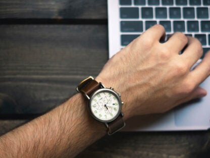 When-Should-You-Raise-Your-Rates-as-a-Freelance-Proofreader_21F_.jpg