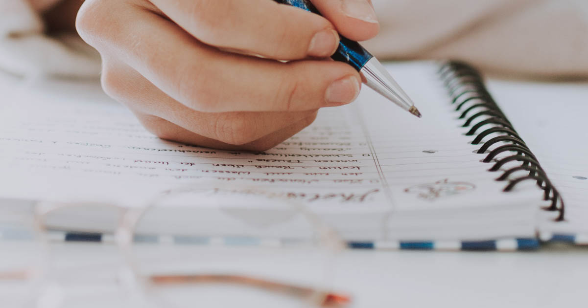 Dos and Don’ts for Proofreading Academic Writing