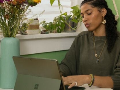 Why_Should_You_Take_an_Online_-Proofreading_Course_25F_.jpg